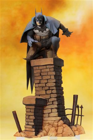 ARTFX+ Batman Gotham by Gaslight 1/10 Scale Pre-Painted Figure: Batman Artist Finish