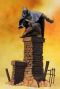 ARTFX+ Batman Gotham by Gaslight 1/10 Scale Pre-Painted Figure: Batman Artist Finish thumbnail 3
