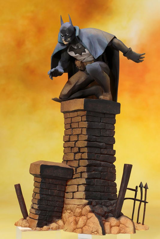 ARTFX+ Batman Gotham by Gaslight 1/10 Scale Pre-Painted Figure: Batman Artist Finish image 3