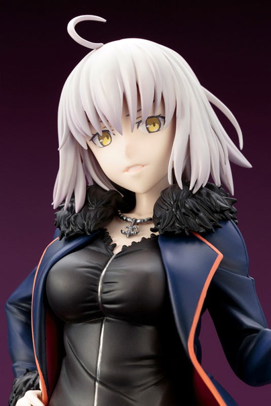 Fate/Grand Order 1/7 Scale Pre-Painted Figure: Avenger/Jeanne d'Arc (Alter) Casual Ver. image 5