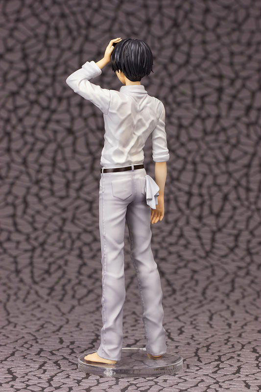 Attack on Titan 1/8 Scale Pre-Painted Figure: Levi (Re-run) image 4