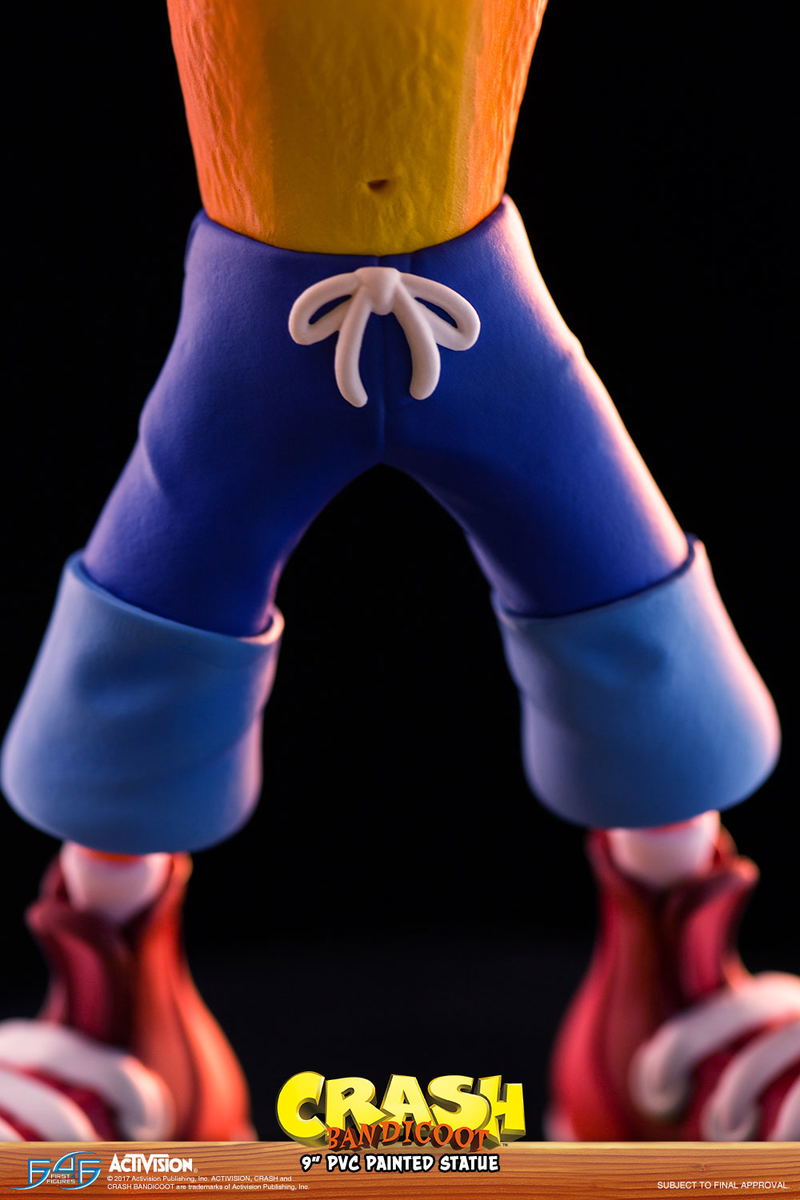 Crash Bandicoot Statue image 15