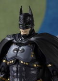 S.H.Figuarts Batman Ninja: Ninja Batman thumbnail 10