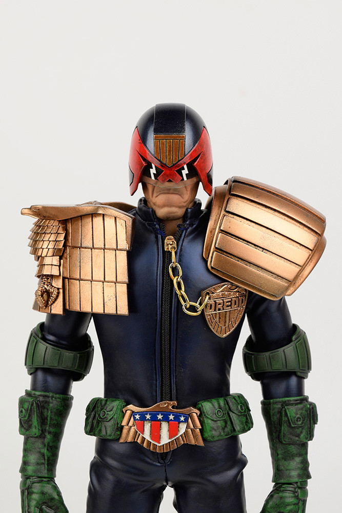 2000 AD 1/6 Scale Action Figure: Apocalypse War Judge Dredd image 8