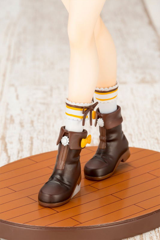 Girls und Panzer das Finale 1/7 Scale Pre-Painted Figure: Darjeeling Coco's Uniform Ver. image 15