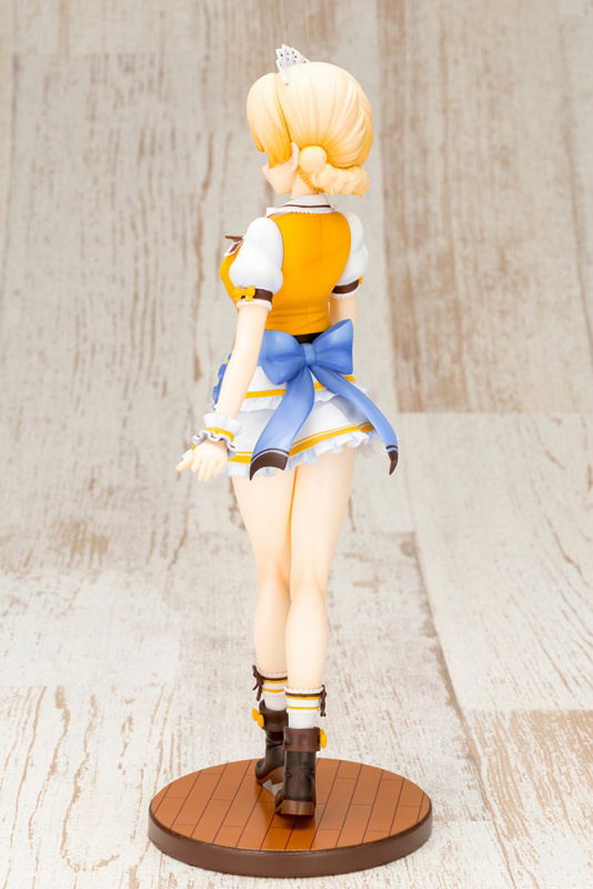 Girls und Panzer das Finale 1/7 Scale Pre-Painted Figure: Darjeeling Coco's Uniform Ver. image 5