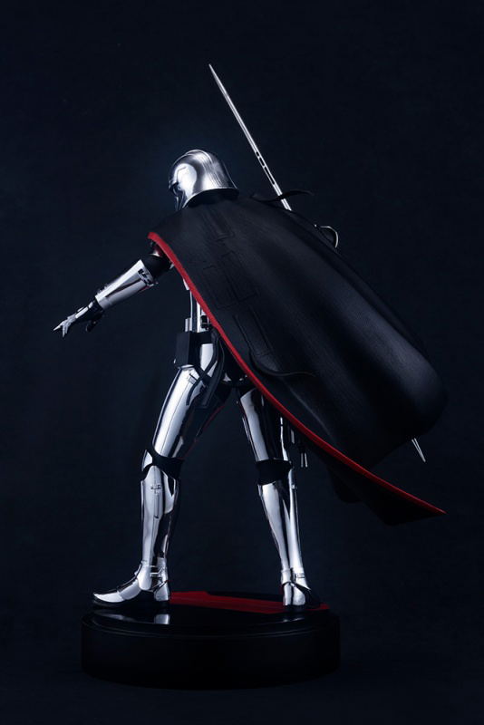 ARTFX Star Wars - The Last Jedi 1/7 Scale Pre-Painted Figure: Captain Phasma image 5