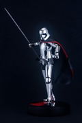 ARTFX Star Wars - The Last Jedi 1/7 Scale Pre-Painted Figure: Captain Phasma thumbnail 7