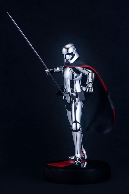 ARTFX Star Wars - The Last Jedi 1/7 Scale Pre-Painted Figure: Captain Phasma image 7