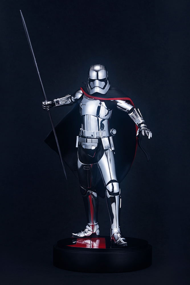 ARTFX Star Wars - The Last Jedi 1/7 Scale Pre-Painted Figure: Captain Phasma image 2