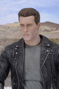 Terminator 2 1/4 Scale Action Figure: T-800 thumbnail 8