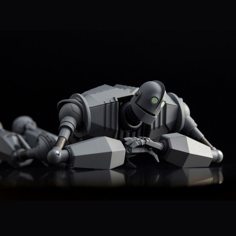Riobot The Iron Giant 1/80 Scale Pre-Painted Figure: The Iron Giant image 7