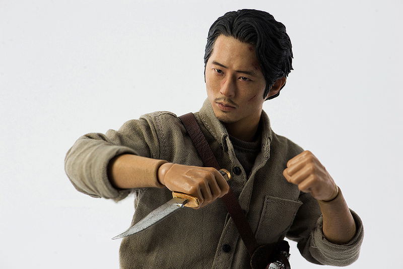 The Walking Dead 1/6 Scale Pre-Painted Action Figure: Glenn Rhee DX Ver. image 8