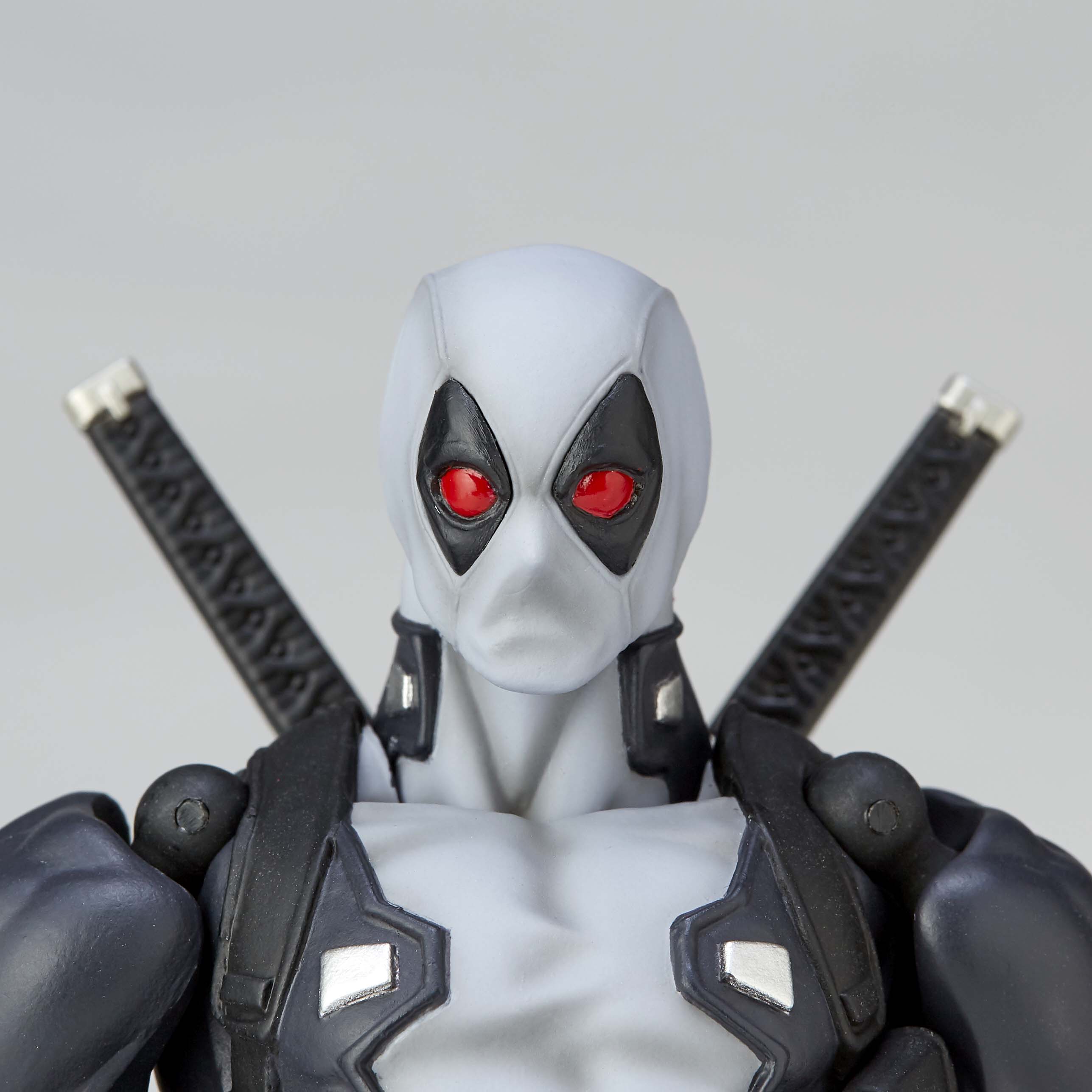 Deadpool Amazing Yamaguchi Series No. 001EX: Deadpool X-Force Ver.