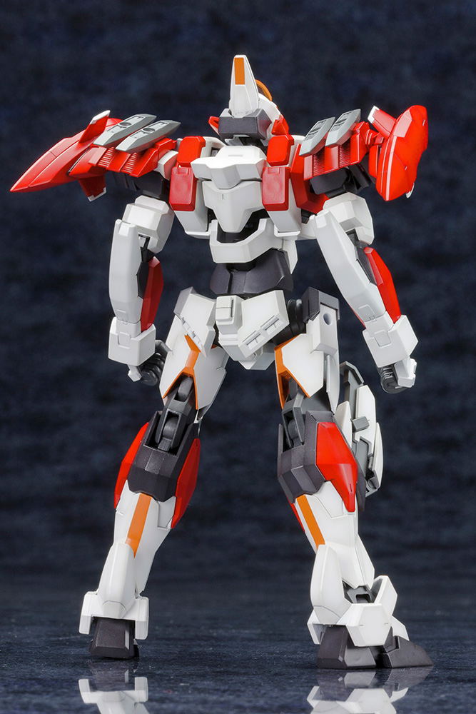 Full Metal Panic! 1/60 Scale Plastic Model Kit: ARX-8 Laevatein Repackage Ver. image 9
