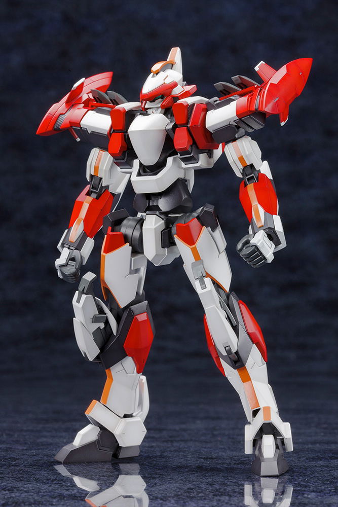 Full Metal Panic! 1/60 Scale Plastic Model Kit: ARX-8 Laevatein Repackage Ver. image 12