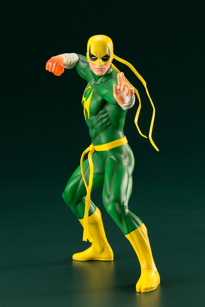 ARTFX+ The Defenders 1/10 Scale Pre-Painted Figure: Iron Fist image 2