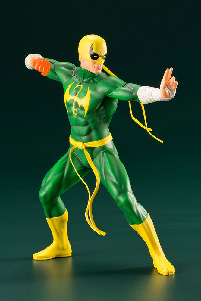 ARTFX+ The Defenders 1/10 Scale Pre-Painted Figure: Iron Fist image 9