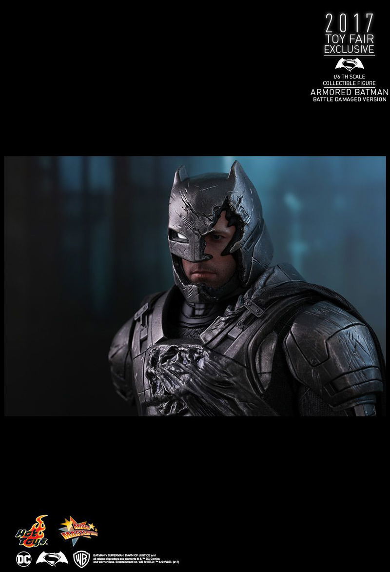 Batman v Superman Dawn of Justice 1/6 Scale Collectible Figure: Armored Batman (Battle Damaged Ver.) image 7