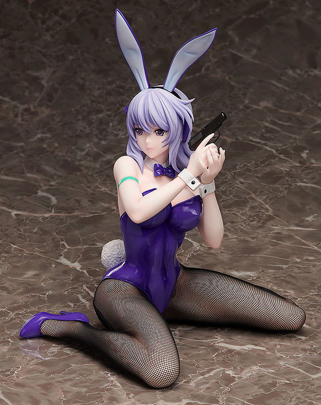 Muv-Luv Alternative Total Eclipse 1/4 Scale Pre-Painted Figure: Cryska Barchenowa Bunny Ver. image 3