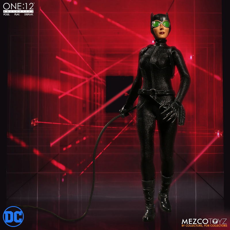 One:12 Collective Catwoman image 6