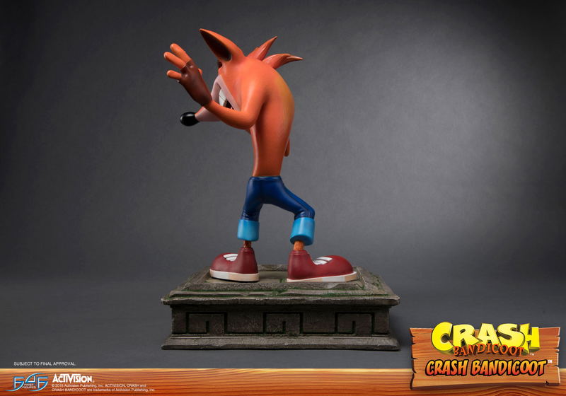 Crash Bandicoot Resin Statue image 9