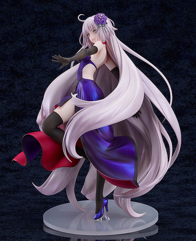 Fate/Grand Order 1/7 Scale Pre-Painted Figure: Avenger/Jeanne d'Arc (Alter) Dress Ver. image 5