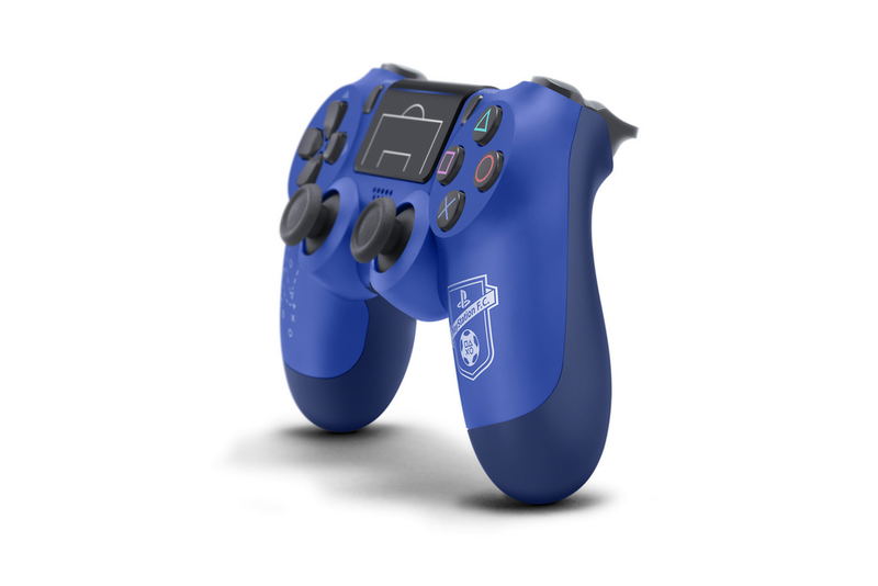 DualShock 4 Wireless Controller PlayStation F.C. (Limited Edition) image 2
