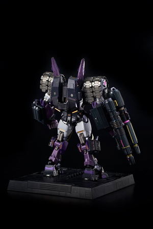 Flame Toys Transformers: Tarn_