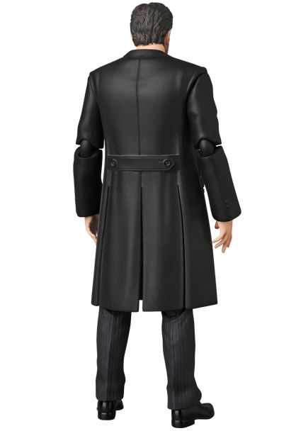 MAFEX Justice League: Bruce Wayne image 4