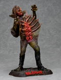 Monster Maniacs 1/6 Scale Pre-Painted Figure: The Freak Maker thumbnail 5