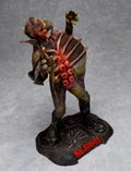 Monster Maniacs 1/6 Scale Pre-Painted Figure: The Freak Maker thumbnail 7