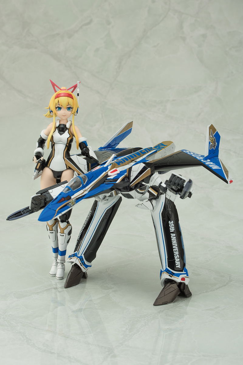 ACKS V.F.G. Macross Delta Model Kit: VF-31J Siegfried 35th Anniversary image 10