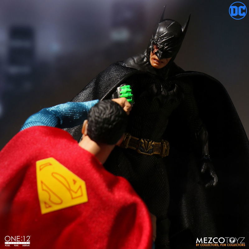 One:12 Collective Action Figure: Batman Sovereign Knight image 12