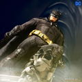 One:12 Collective Action Figure: Batman Sovereign Knight thumbnail 14