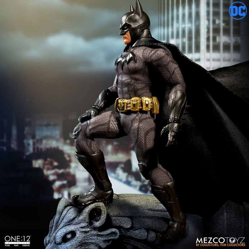 One:12 Collective Action Figure: Batman Sovereign Knight image 2