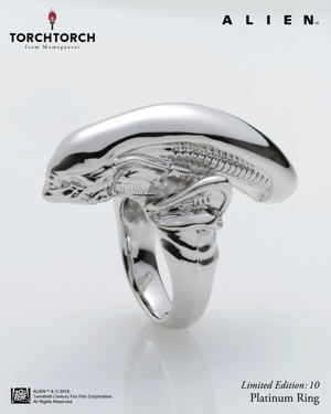 Alien - Big Chap Platinum Ring (M Size)