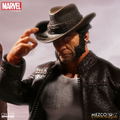 One:12 Collective Action Figure: Logan thumbnail 2