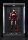 S.H.Figuarts Iron Man Mark VII and Hall Of Armor Set thumbnail 1