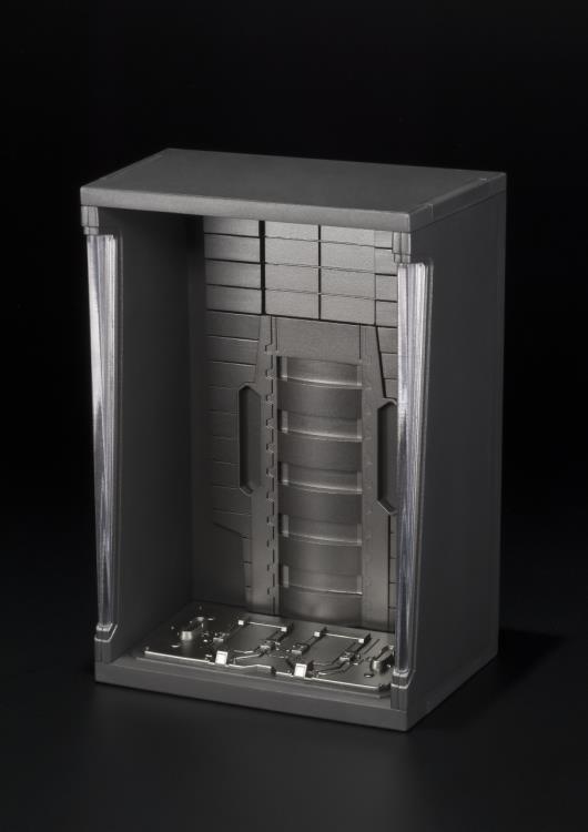 S.H.Figuarts Iron Man Mark VII and Hall Of Armor Set image 8