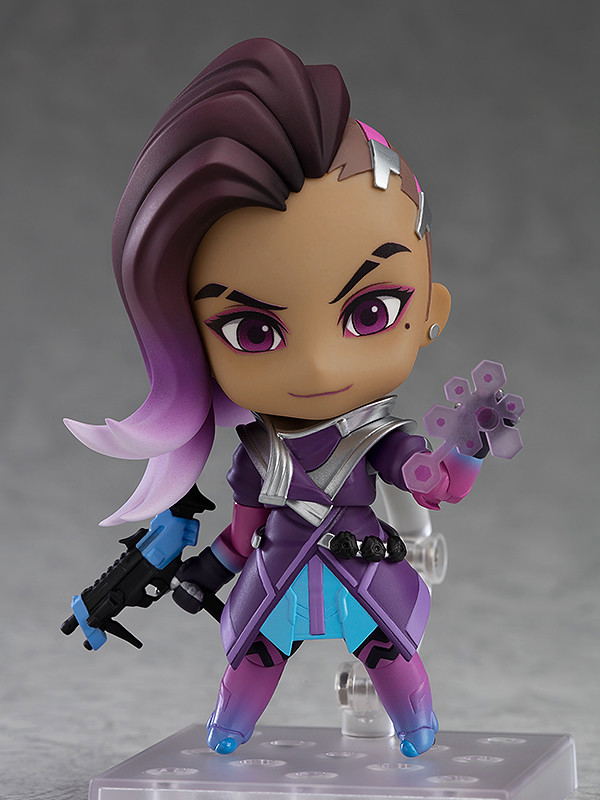 Nendoroid No. 944 Overwatch: Sombra Classic Skin Edition image 2