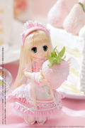 Picco Sahra's a la mode: Sweets a la mode - White Strawberry Shortcake / Sahra thumbnail 10