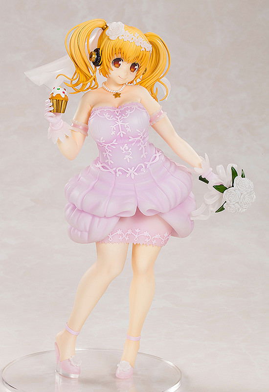 Super Pochaco 1/5 Scale Pre-Painted Figure: Super Pochaco Wedding Ver. image 3