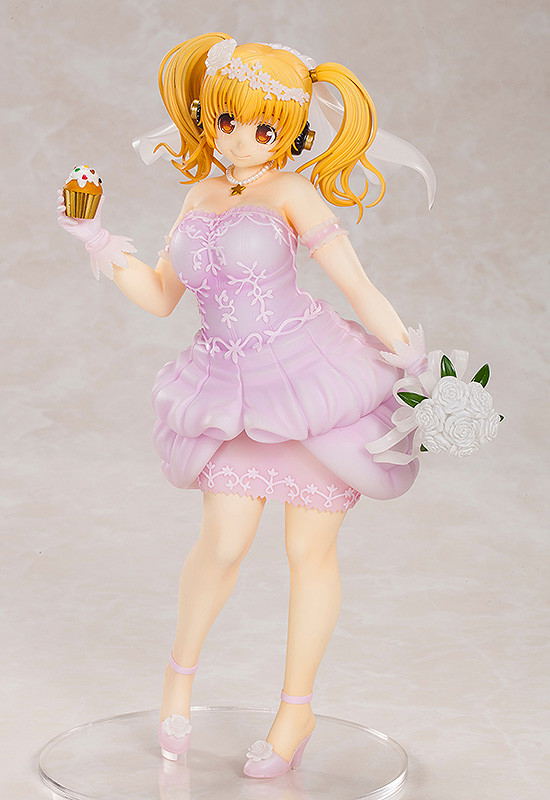Super Pochaco 1/5 Scale Pre-Painted Figure: Super Pochaco Wedding Ver. image 6