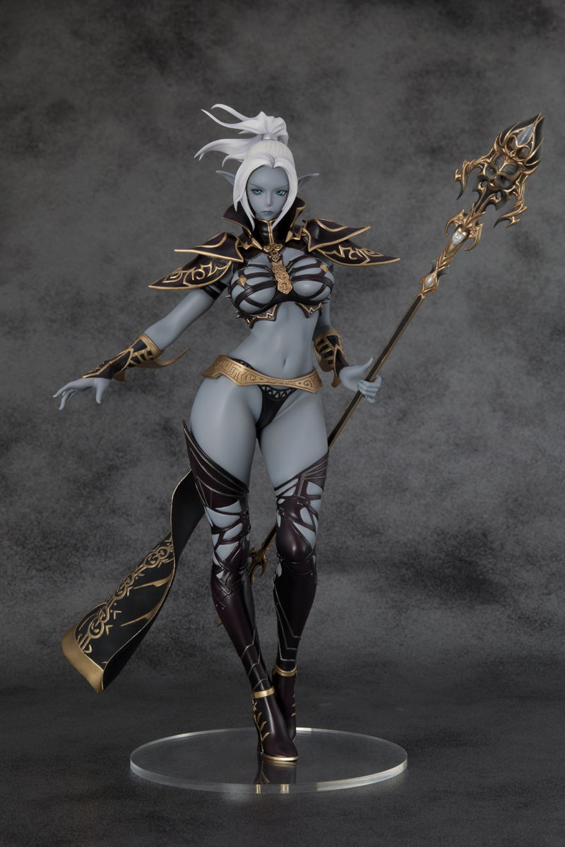 Lineage II 1/7 Scale Pre-Painted Figure: Dark Elf