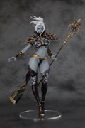 Lineage II 1/7 Scale Pre-Painted Figure: Dark Elf thumbnail 2