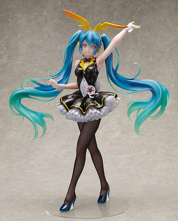 Hatsune Miku Project Diva Arcade 1/4 Scale Pre-Painted Figure: Hatsune Miku My Dear Bunny Ver. [Good Smile Company Online Shop Limited Ver.] image 4