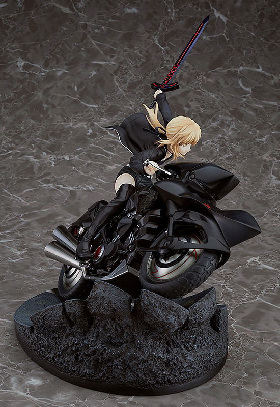 Fate/Grand Order 1/8 Scale Pre-Painted Figure: Saber/Altria Pendragon (Alter) & Cuirassier Noir image 4