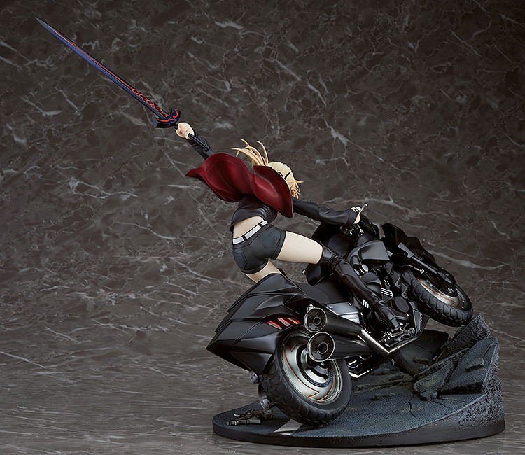 Fate/Grand Order 1/8 Scale Pre-Painted Figure: Saber/Altria Pendragon (Alter) & Cuirassier Noir image 5