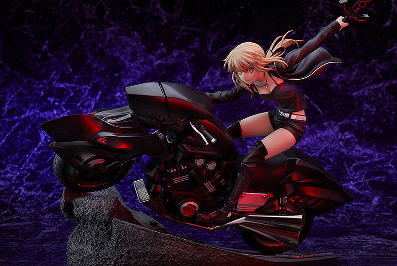 Fate/Grand Order 1/8 Scale Pre-Painted Figure: Saber/Altria Pendragon (Alter) & Cuirassier Noir image 8